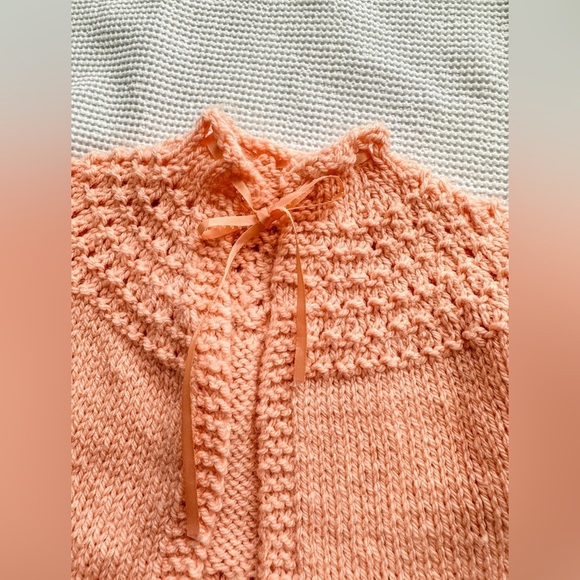 Baby Handmade Knit Sweater with Ribbon Tie. Peach - Size 3-6m - Picture 4 of 10